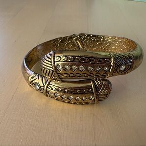 Je Marie gold-toned bangle bracelet/purse hook